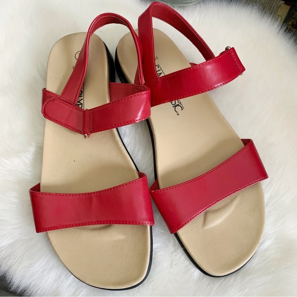 SIMPLY BASICS Vintage Lois Red Strappy Sandals Size 7 - Picture 6 of 7